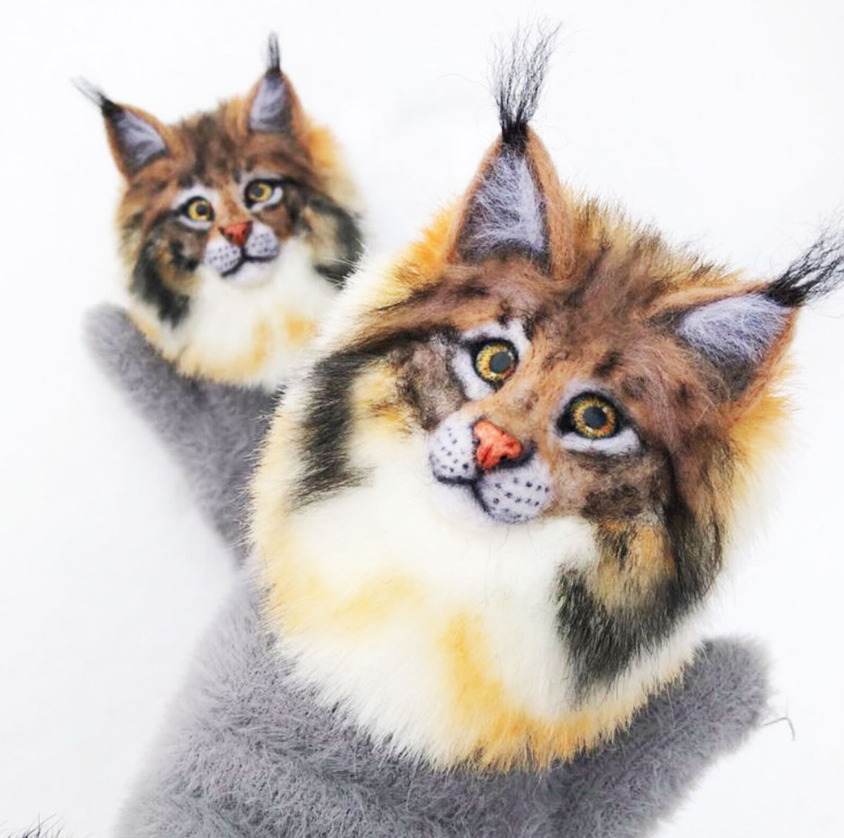 3D Felt Lynx Mittens - Pet Universe