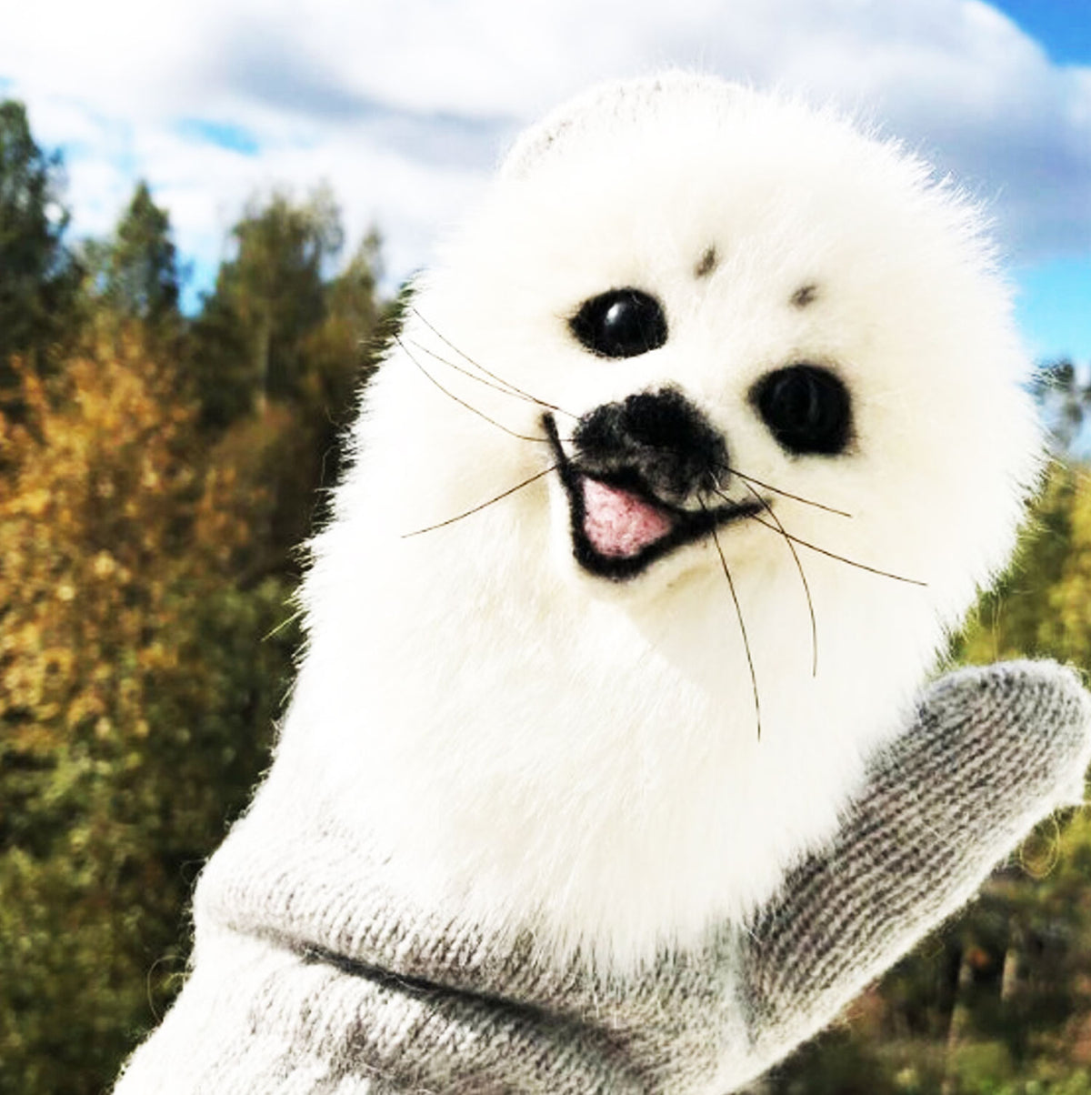 3D Felt Sea Lion Mittens - Pet Universe