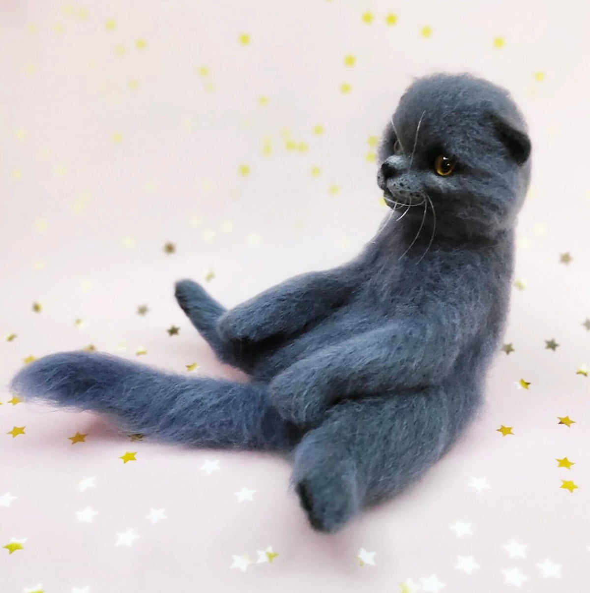 FELT Cat Statue - British Shorthair